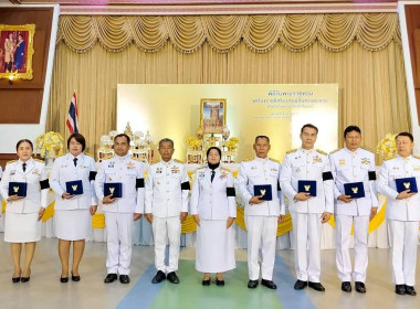 เข้ารับพระราชทานเครื่องราชอิสริยภรณ์ชั้นสายสะพาย ประจำปี ... พารามิเตอร์รูปภาพ 5